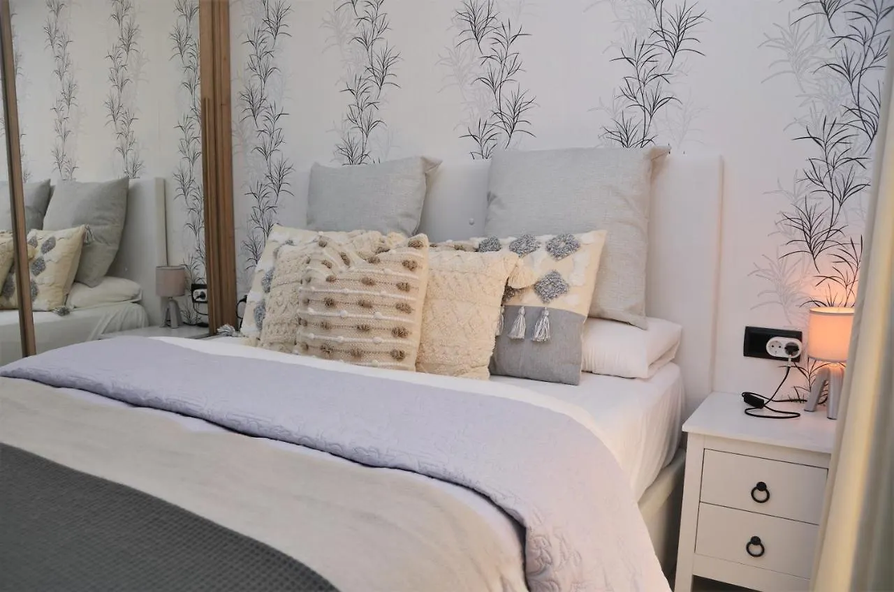 Apartamento Sofia Пинеда-де-Мар Апартаменты
